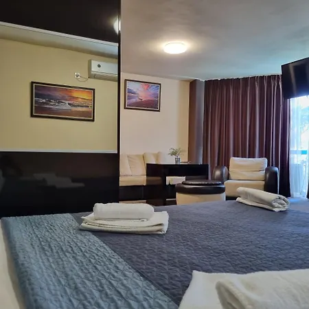 европа Szálloda *